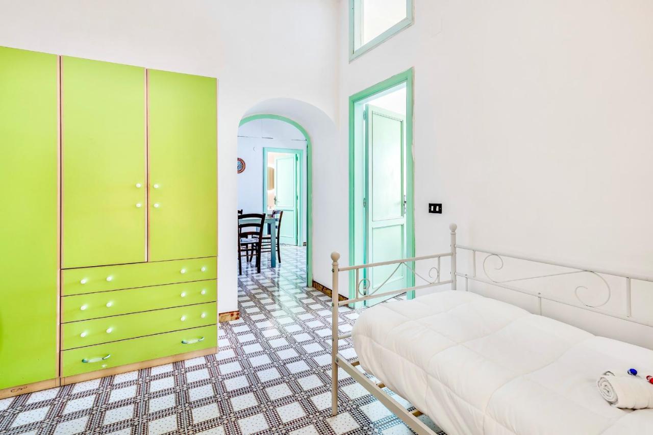 Вилла Positano Heart - Sea View - Near Shops And Restaurants Экстерьер фото